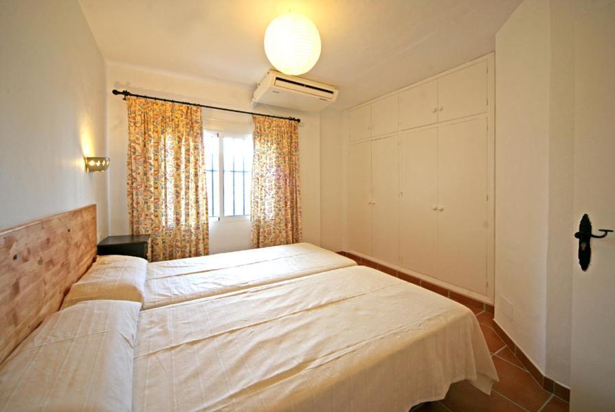 Apartamentos Playa Torrecilla Nerja Camera foto