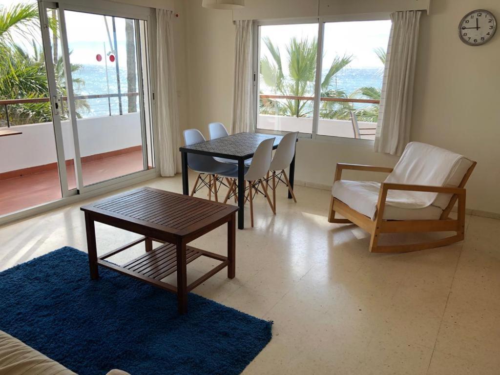 Apartamentos Playa Torrecilla Nerja Camera foto