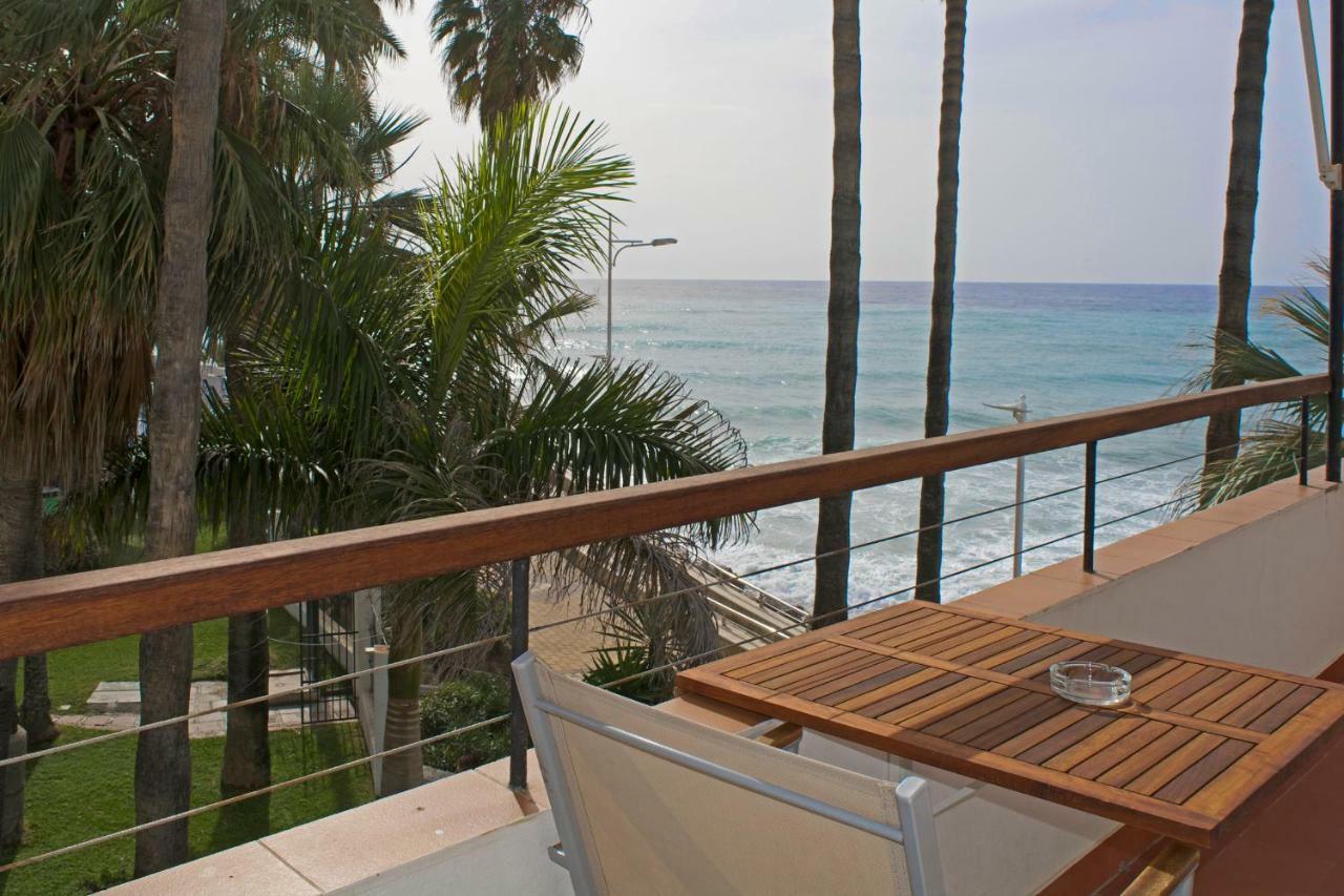 Apartamentos Playa Torrecilla Nerja Esterno foto